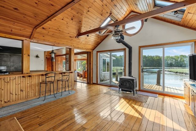 274 Gannett Rd, Scituate, MA 02066