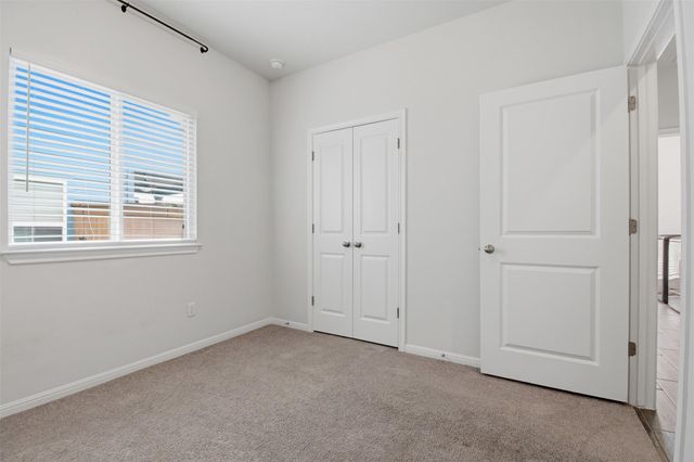 1121 Esplanade PKWY, San Marcos, TX 78666