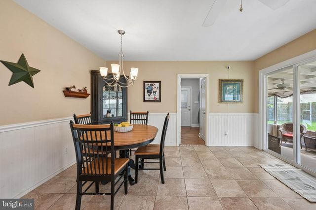 24 CRIDER AVE, Moorestown, NJ 08057