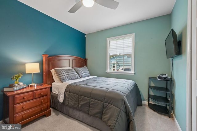 24 CRIDER AVE, Moorestown, NJ 08057