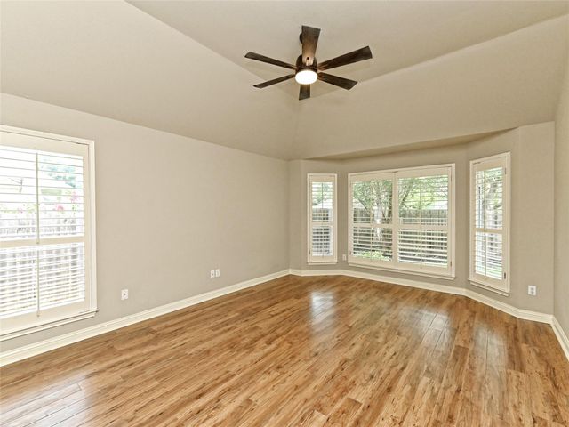 10009 Buffalo Lake LN, Austin, TX 78747