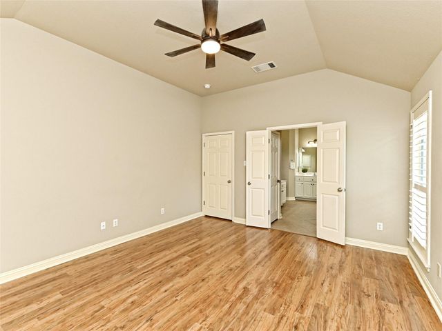 10009 Buffalo Lake LN, Austin, TX 78747