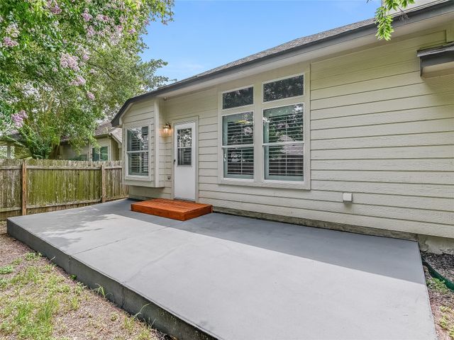 10009 Buffalo Lake LN, Austin, TX 78747