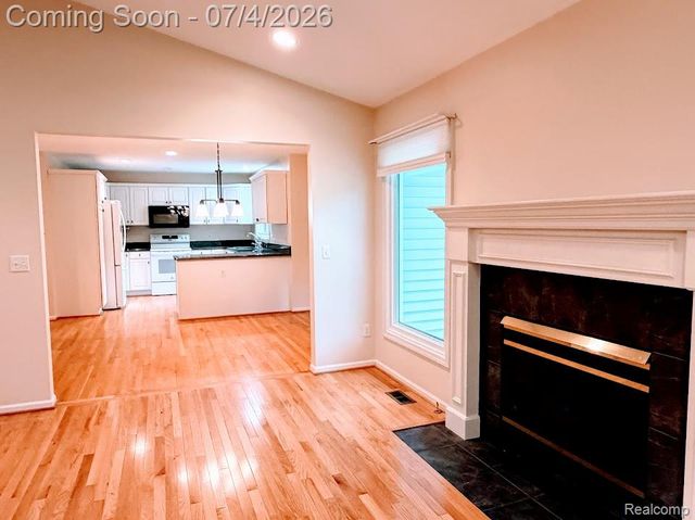 10928 Sunny Ridge Court, Pinckney, MI 48169