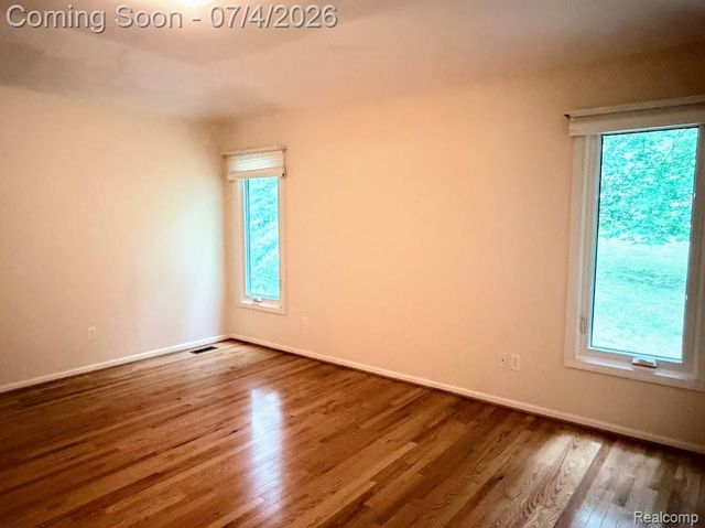 10928 Sunny Ridge Court, Pinckney, MI 48169