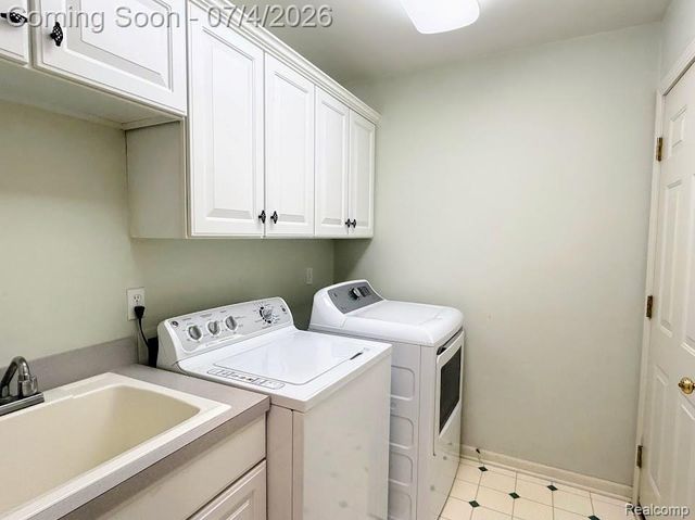 10928 Sunny Ridge Court, Pinckney, MI 48169