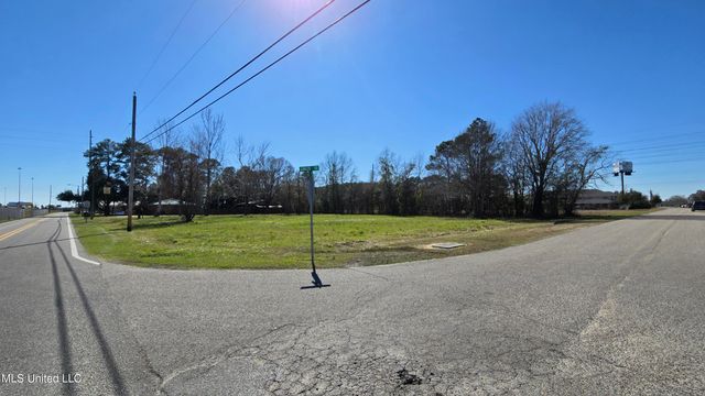 10283 Boney Avenue, D'iberville, MS 39540