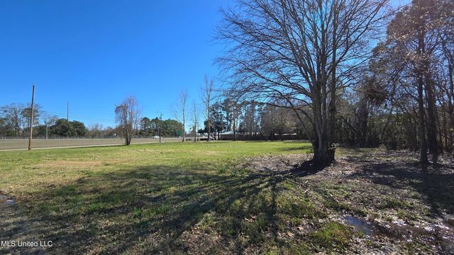10283 Boney Avenue, D'iberville, MS 39540