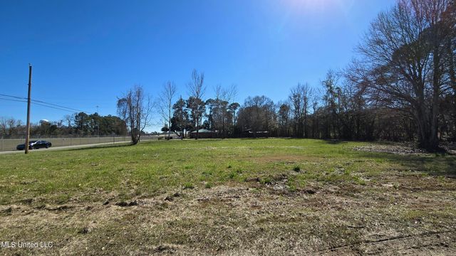 10283 Boney Avenue, D'iberville, MS 39540