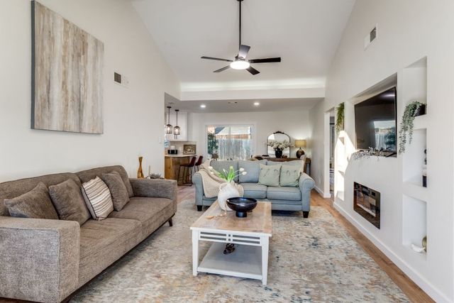 3121 Damascus Way, Farmers Branch, TX 75234