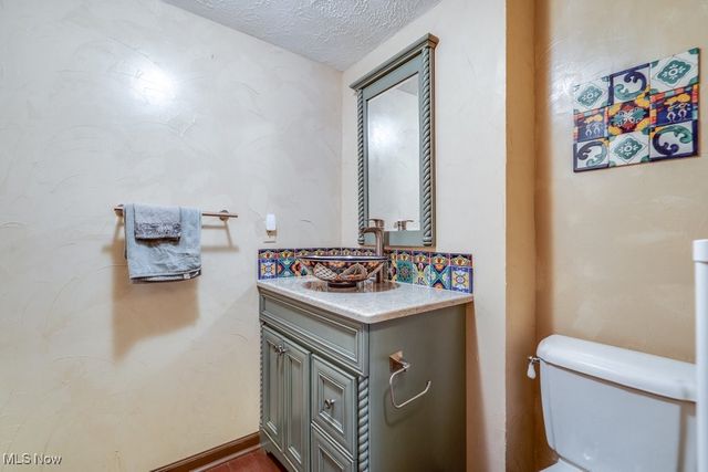 435 Bonshire Road, Akron, OH 44319