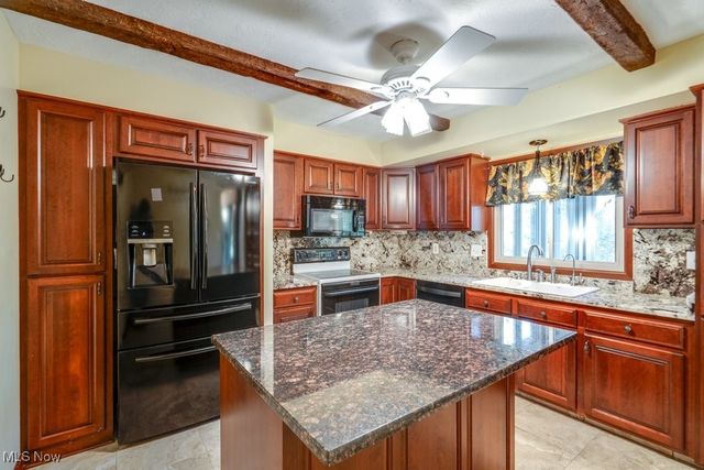 435 Bonshire Road, Akron, OH 44319