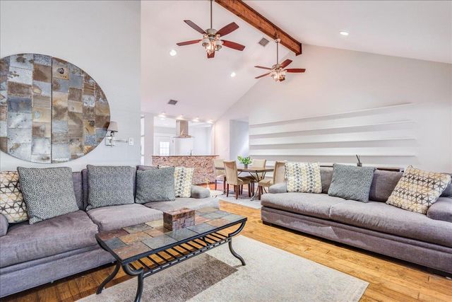 301 Verbena DR, Kyle, TX 78640