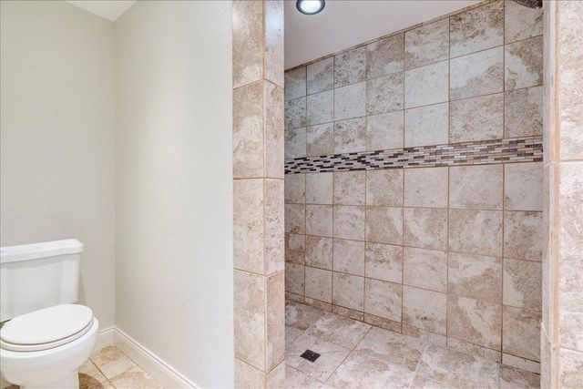 301 Verbena DR, Kyle, TX 78640