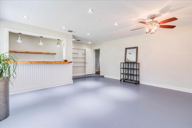 301 Verbena DR, Kyle, TX 78640
