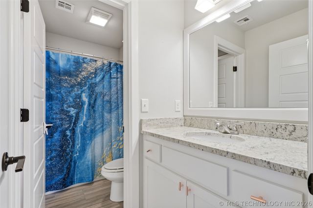 222 W 128th Place S, Jenks, OK 74008