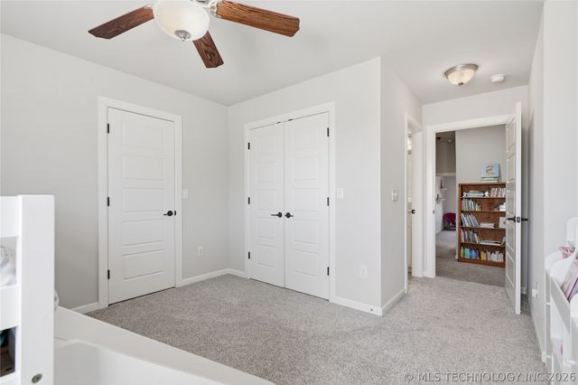 222 W 128th Place S, Jenks, OK 74008