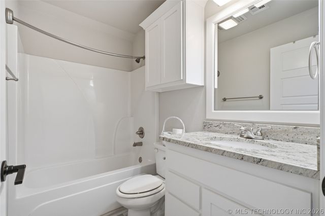 222 W 128th Place S, Jenks, OK 74008