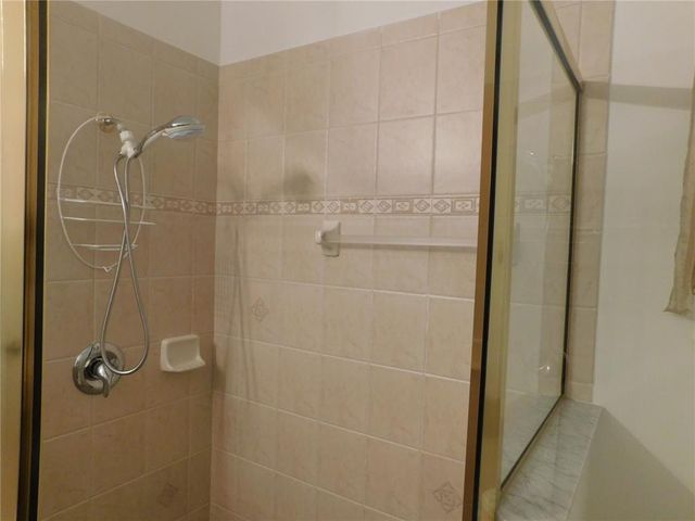 19484 SW 60th Court, Pembroke Pines, FL 33332