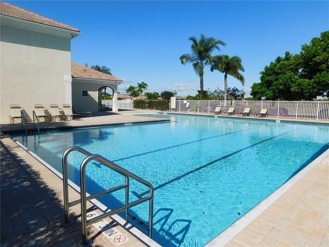 19484 SW 60th Court, Pembroke Pines, FL 33332