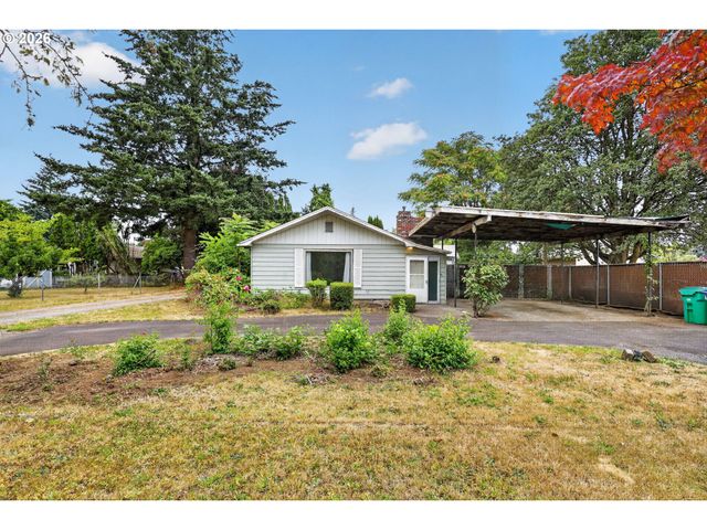 16701 Se STEPHENS St, Portland, OR 97233