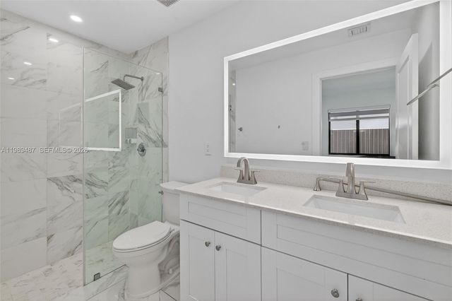 2490 NW 44th St 2490, Miami, FL 33142