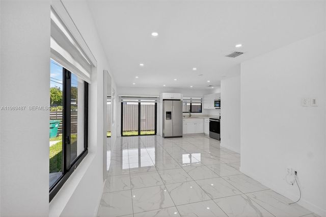 2490 NW 44th St 2490, Miami, FL 33142