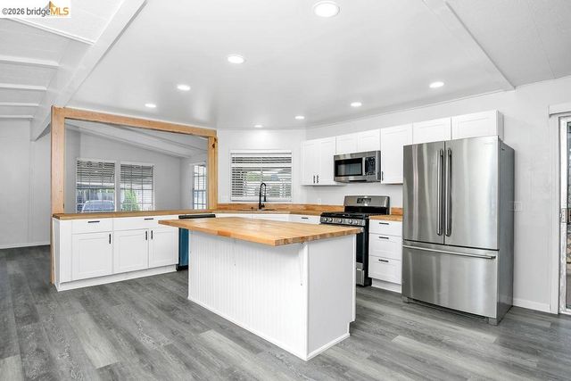 1 Mark Lane, Antioch, CA 94509