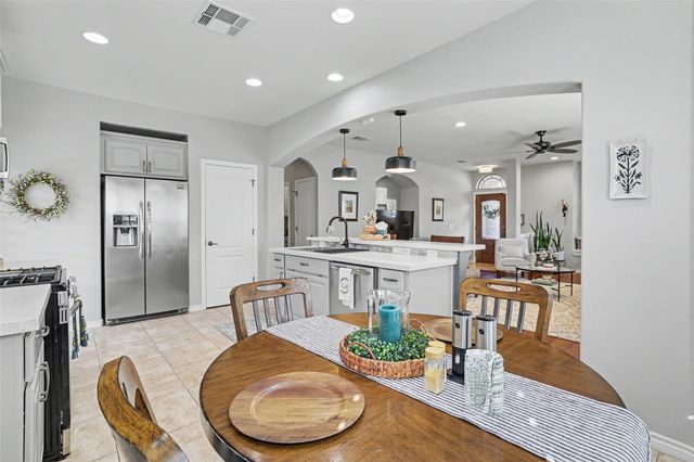 822 Boquilla TRL, Georgetown, TX 78633