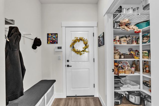 3241 Wildland Ct, Folsom, CA 95630