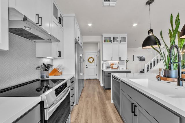 3241 Wildland Ct, Folsom, CA 95630