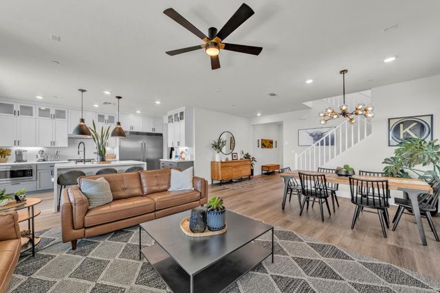 3241 Wildland Ct, Folsom, CA 95630