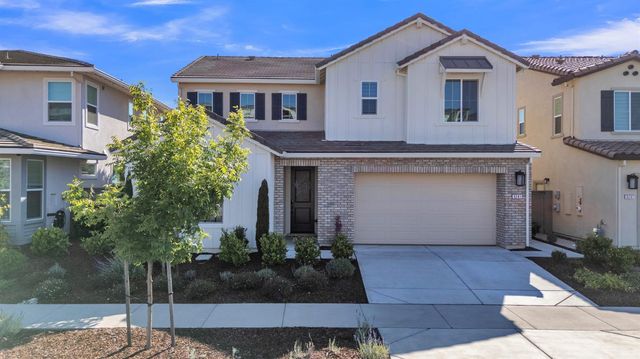 3241 Wildland Ct, Folsom, CA 95630