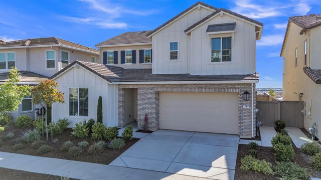 3241 Wildland Ct, Folsom, CA 95630