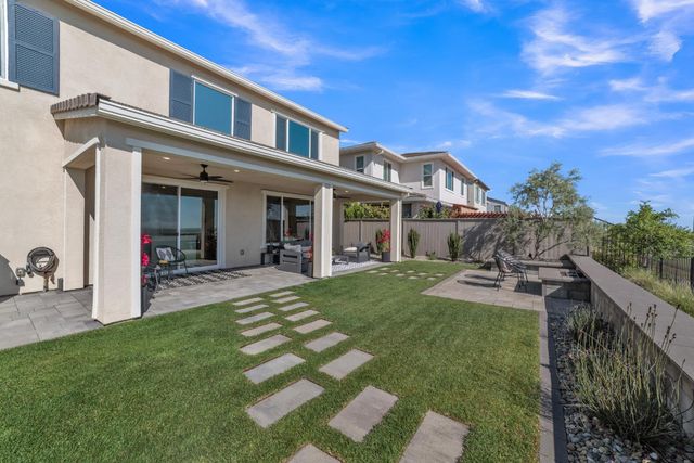 3241 Wildland Ct, Folsom, CA 95630