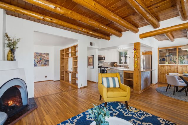 1919 San Ildefonso Road, Santa Fe, NM 87505