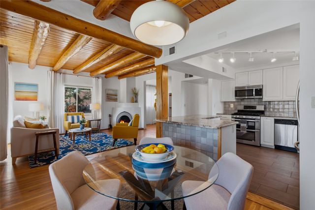 1919 San Ildefonso Road, Santa Fe, NM 87505