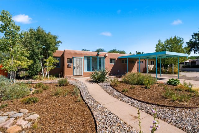 1919 San Ildefonso Road, Santa Fe, NM 87505