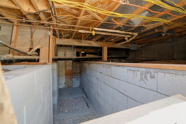 1919 San Ildefonso Road, Santa Fe, NM 87505