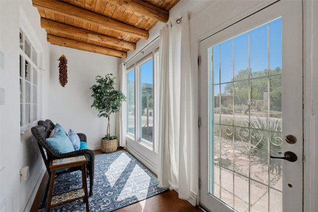 1919 San Ildefonso Road, Santa Fe, NM 87505