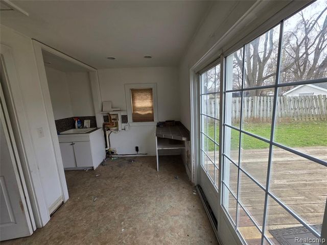 109 2nd Street, Holly, MI 48442