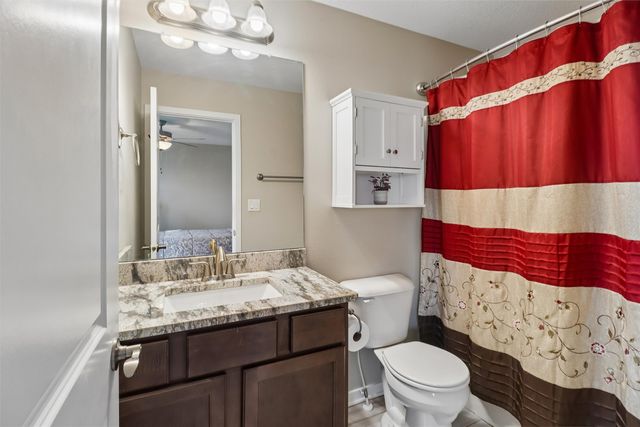 1607 NE 2nd Street, Stuart, IA 50250