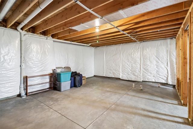 1607 NE 2nd Street, Stuart, IA 50250