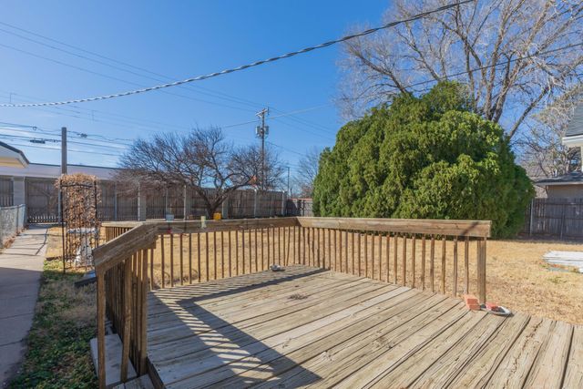 2106 3RD Avenue, Canyon, TX 79015