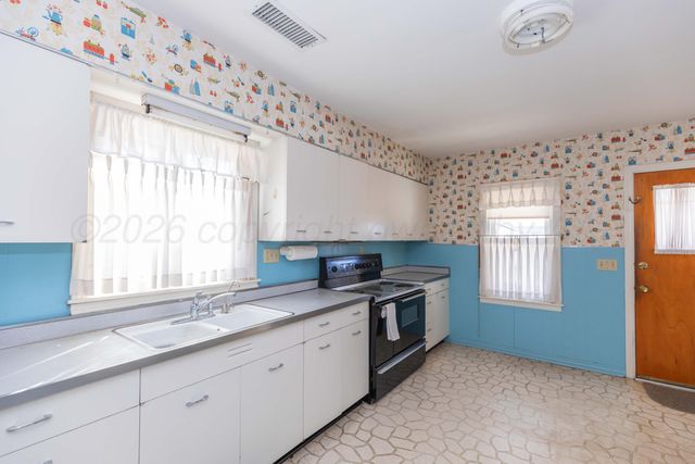 2106 3RD Avenue, Canyon, TX 79015