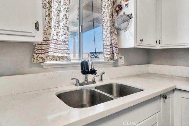 1725 De Anza, Barstow, CA 92311