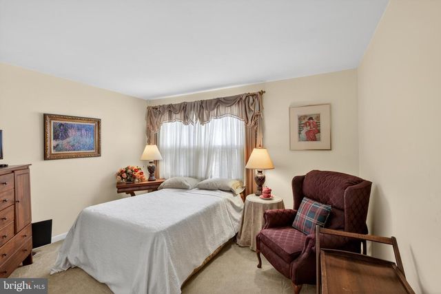 13406 COMPTON RD, Clifton, VA 20124