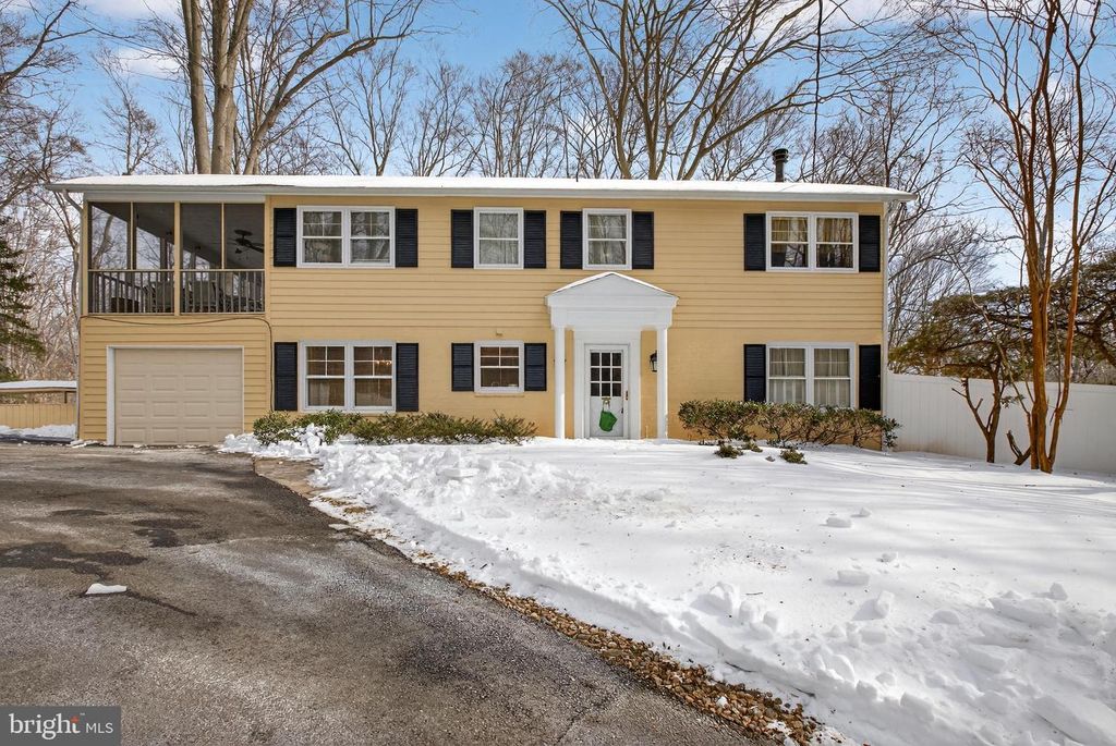 13406 COMPTON RD, Clifton, VA 20124