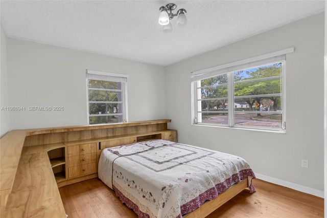 1081 SW 63rd Ave, West Miami, FL 33144