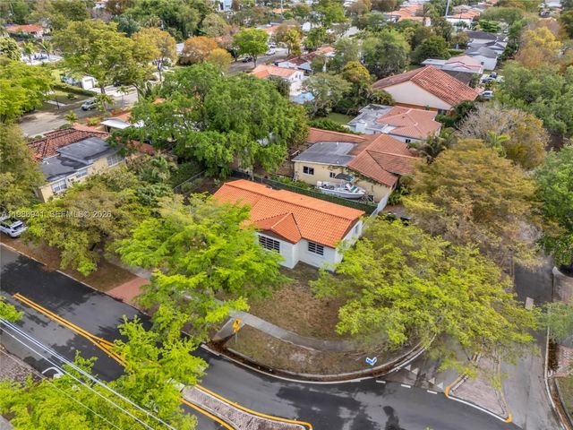 1081 SW 63rd Ave, West Miami, FL 33144